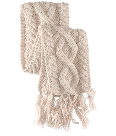 長款絞花針織流蘇圍巾